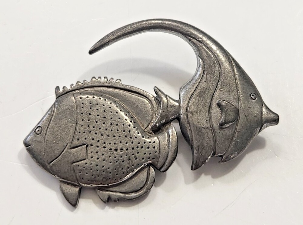 Vtg 80s 2 Fish Brooch Lead Free Pewter Jim Clift Designs Oceanside Beachy Swim